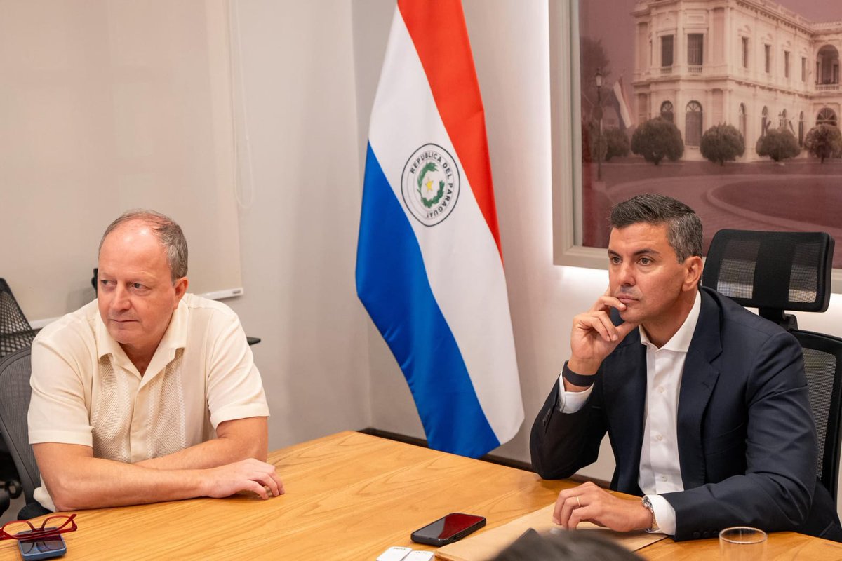 Carlos Fernández dejará el Ministerio de Economía tras reuniones del BID 

El ministro de Economía, Carlos Fernández Valdovinos, dejará el cargo luego de la conclusión de las reuniones del Banco Interamericano de Desarrollo (BID), realizadas recientemente en el país. La decisión