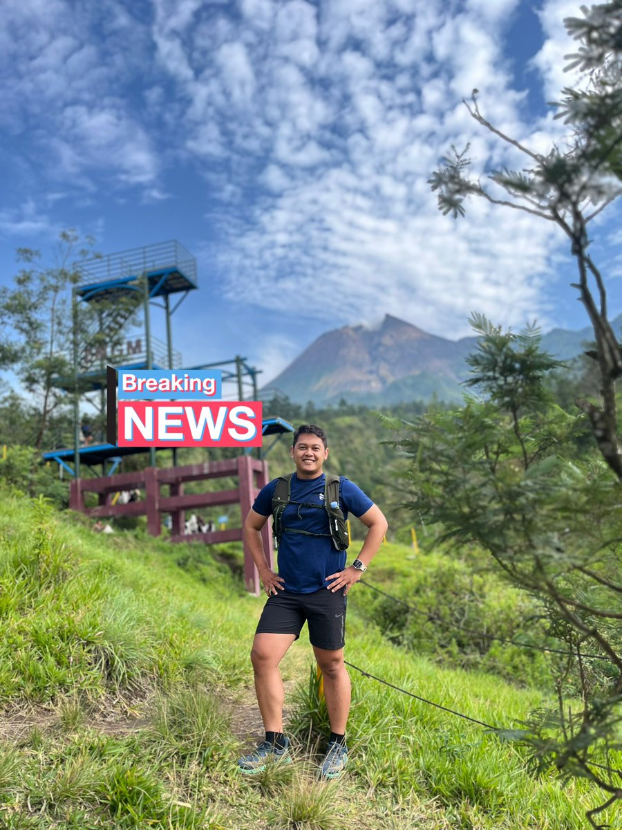 Ga tau kenapa aku suka sama foto ini , dari segi angle sama postur ku berisi dan baju yang keliatan kaya cool hahah.