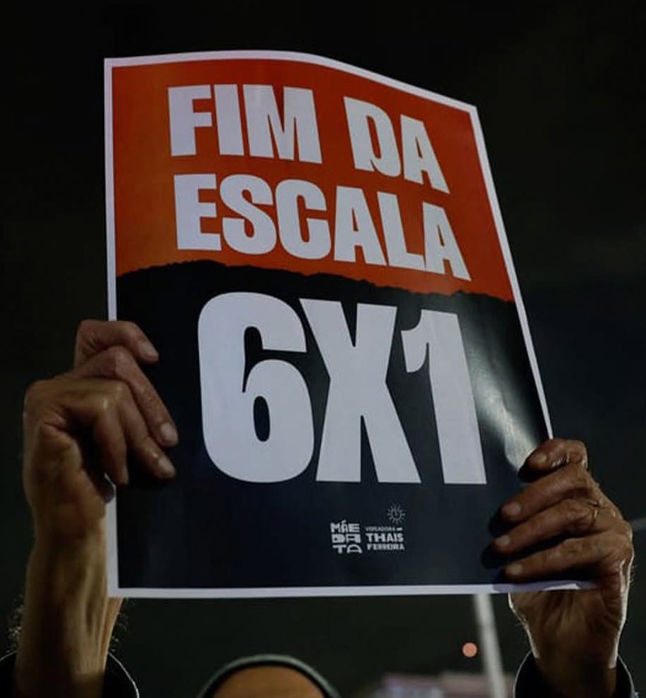 lazarorosa25's tweet photo. 🚨 AGORA: Datafolha mostra que o apoio ao fim da escala 6×1, medida que beneficia os trabalhadores e que está sendo atacada pela extrema direita, disparou de 64% para 71% desde dezembro.

"Trabalhar para viver, não viver para trabalhar".

FIM DA ESCALA 6X1 JÁ https://t.co/rbXnstHfxI
