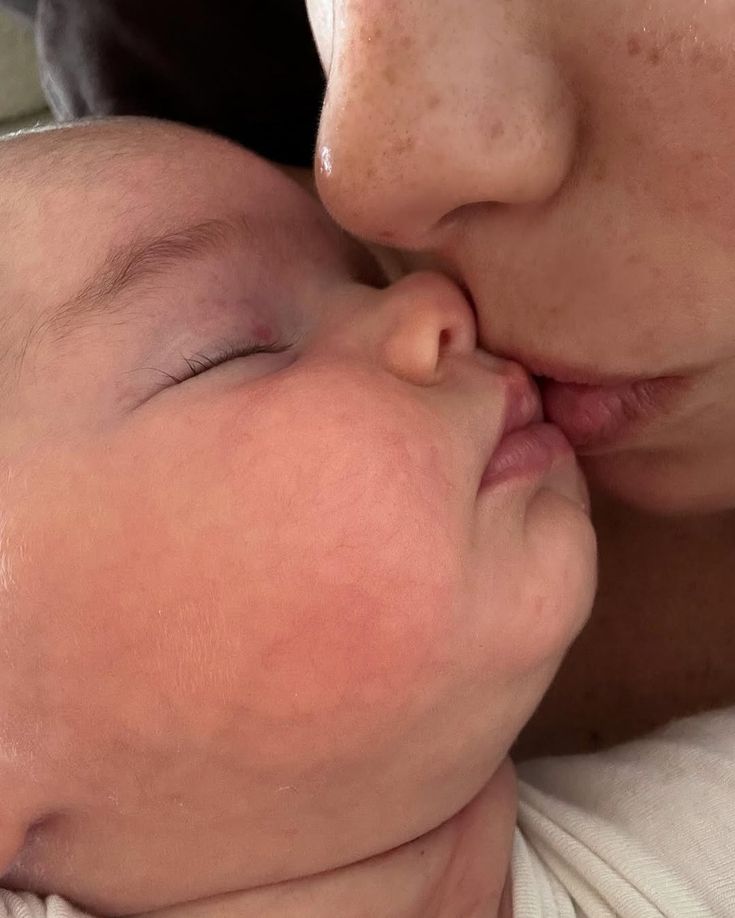 Baby's (@cuddleecute) on Twitter photo 