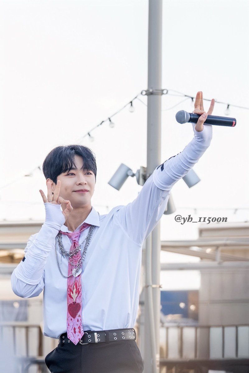 yh_115oon's tweet photo. 2026.3.14
ORβIT New Single「LINE ME NOW」リリース記念イベント 
@ 幕張豊砂

#ORβIT_LINEMENOW
#ORβIT #YOUNGHOON #영훈 #よんふん https://t.co/4Oe0eqz6e4