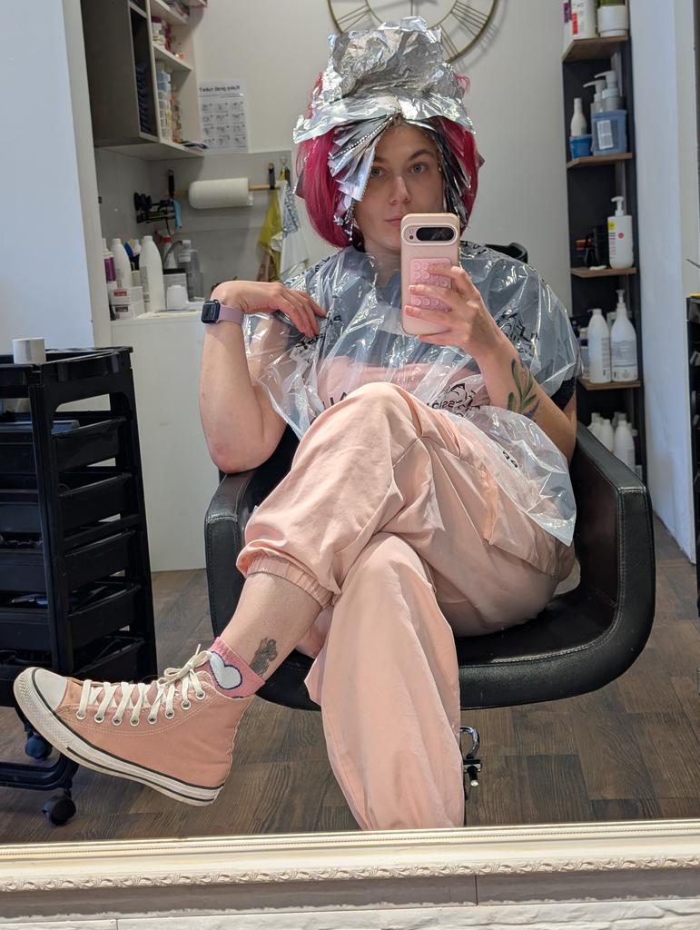 в каждой фразе по базе 🏳️‍🌈 tweet media