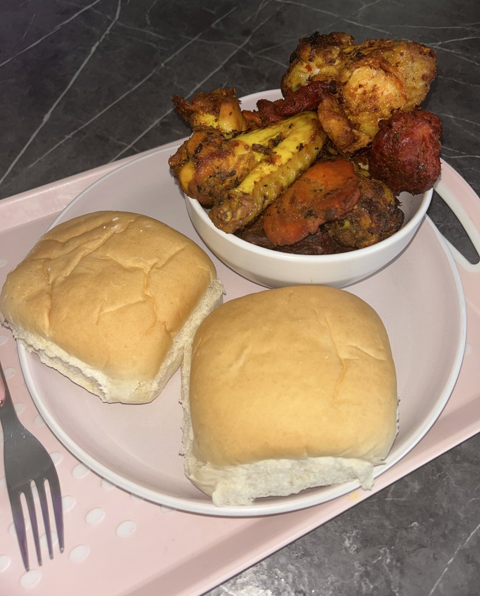 Bobbi Huyton tweet media