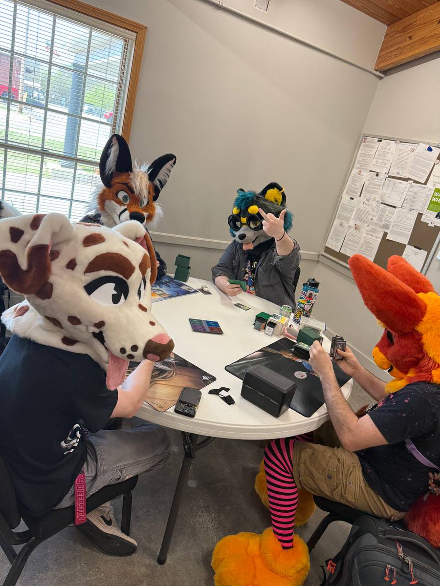 WhatTheHaps_'s tweet photo. Just four fuzzies play MTG commander at @ARKFurmeet . I lost btw 😭 #furry #furries #fursuit #FursuitEverday #MagicTheGathering #MTG https://t.co/a8peLDRMKN