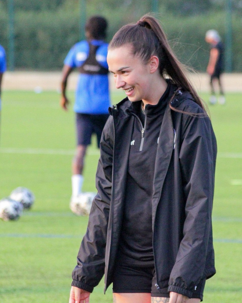 Chippenham Town FC tweet media