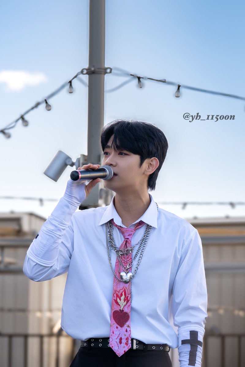 yh_115oon's tweet photo. 2026.3.14
ORβIT New Single「LINE ME NOW」リリース記念イベント 
@ 幕張豊砂

#ORβIT_LINEMENOW
#ORβIT #YOUNGHOON #영훈 #よんふん https://t.co/0HsK124Jo2