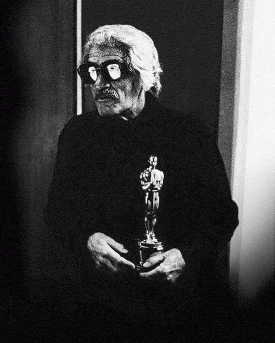 DepressedBergman tweet media