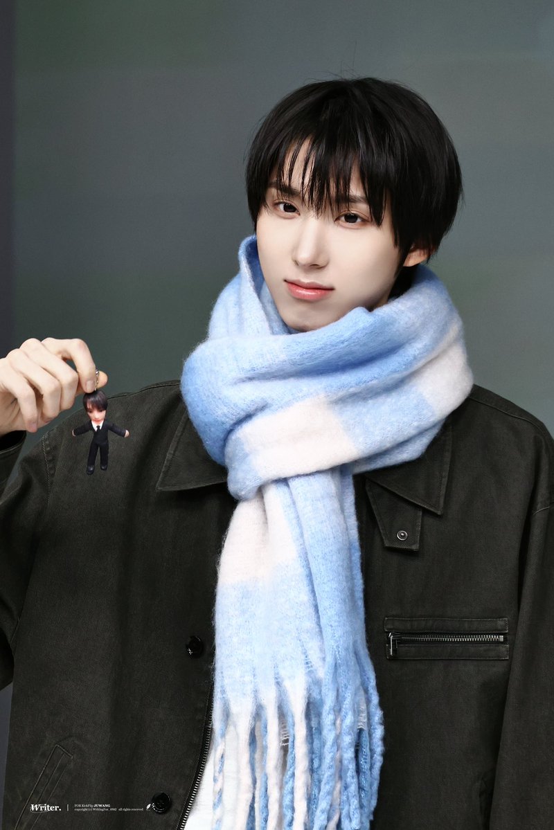 𝑾𝐫𝐢𝐭𝐞𝐫. tweet media