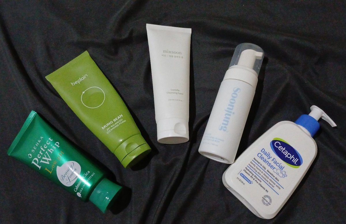 ouhshitbruh's tweet photo. Rekomendasi face wash buat acne prone skin

A threaddddd✨️
(Semua produk direview berdasarkan pemakaian pribadi) https://t.co/zbKarPMHER