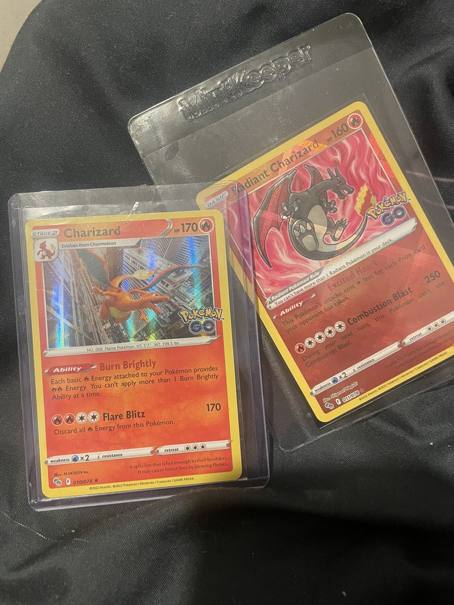 👑 GIVEAWAY 👑 
2 Charizard Go Pokemon cards 🃏 

Rules:
Like, Retweet and Follow <a href="/ACCASTAWAY/">Accastaway 🏴󠁧󠁢󠁥󠁮󠁧󠁿🇨🇦</a> 👑 

ENDS IN 5 DAYS  
#Pokemon30 #Giveaways