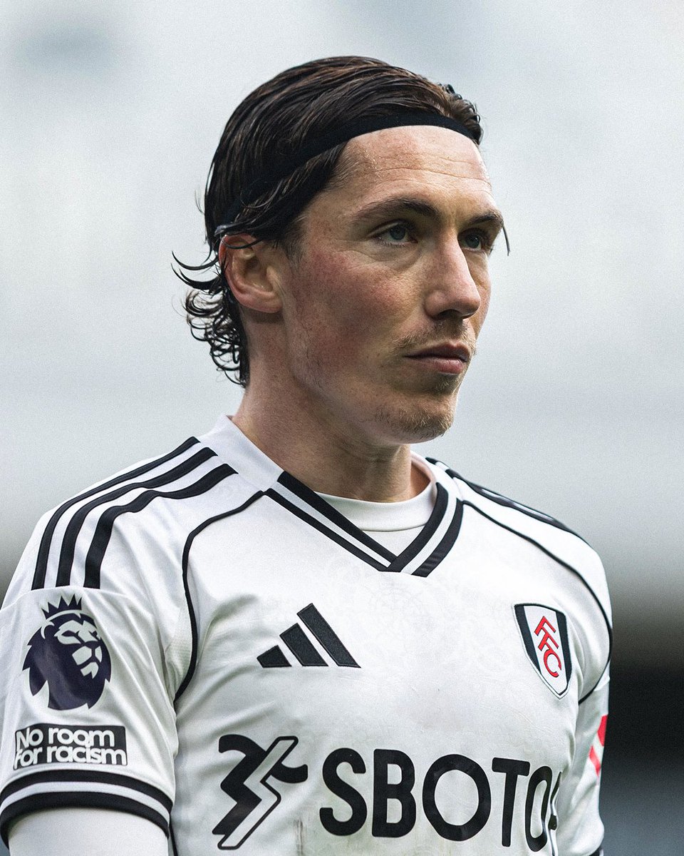 OfficialFPL's tweet photo. Harry Wilson returns to the starting XI for @FulhamFC against Nott'm Forest after missing Gameweek 29 🔙

A happy sight for many #FPL managers 🤩 https://t.co/BWiHniZUTE