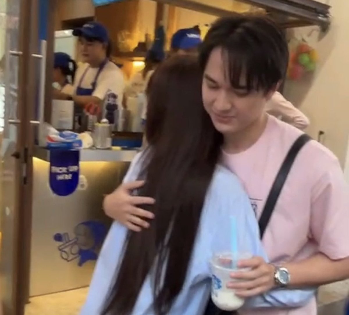 รปภ.หลับยาม 👮🏼 tweet media