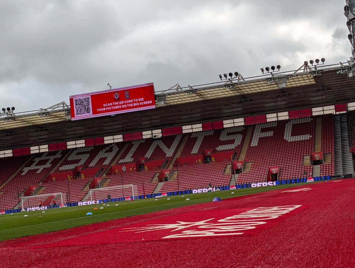 Laura Burton tweet media