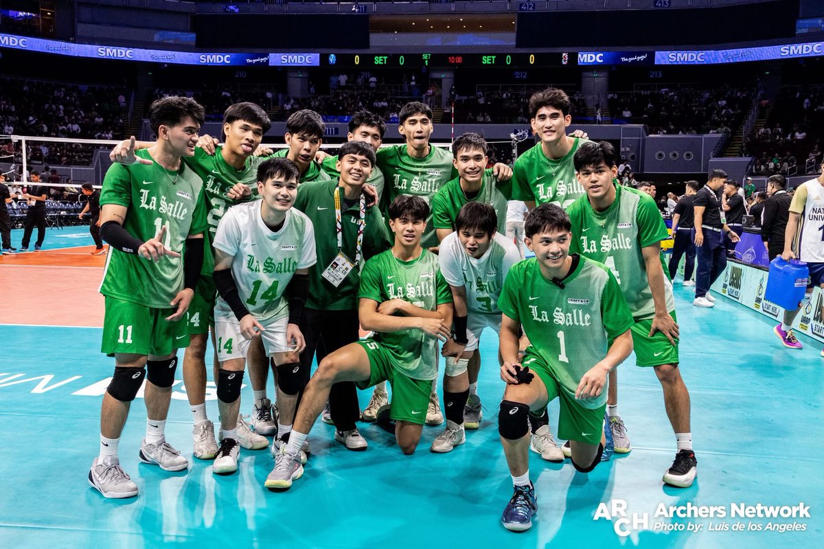 pk_sportsx's tweet photo. Rui x Iman este DLSU Green Spikers vs NU Bulldogs photo dump (part 1) 🥰💚🏹

#RuiMan #UAAPSeason88 https://t.co/YHUNwR3pua