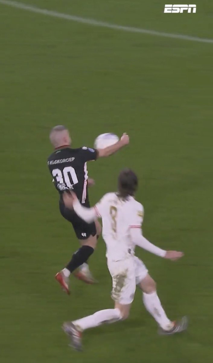 VARcheckNL tweet media