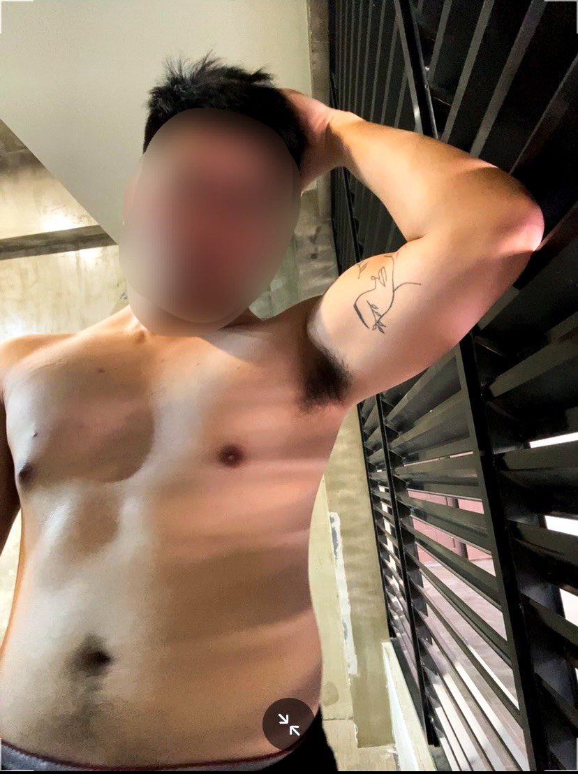 ughdamnn tweet media