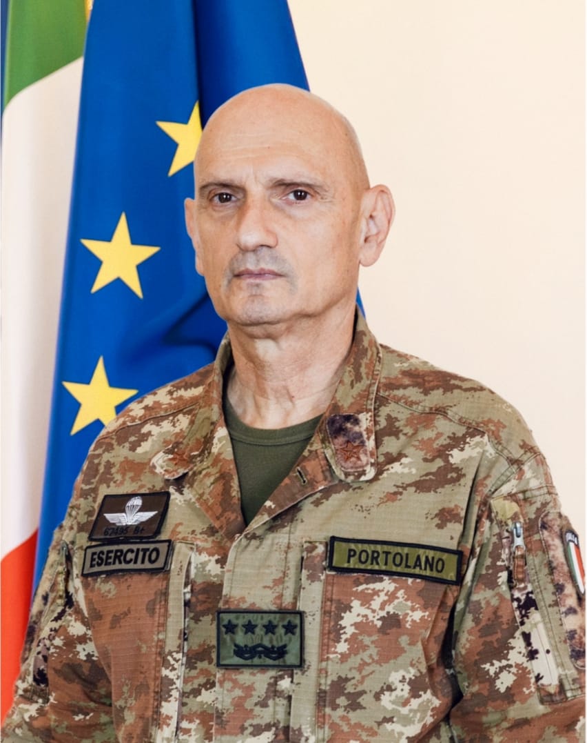 Difesa: attacco con drone alla base di Ali Al Salem in #Kuwait, personale italiano in sicurezza.
Roma, #15marzo 2026 
«Questa mattina la base di Ali Al Salem, in Kuwait, che ospita capacità e personale americano e italiano, è stata oggetto di un attacco con drone che ha colpito