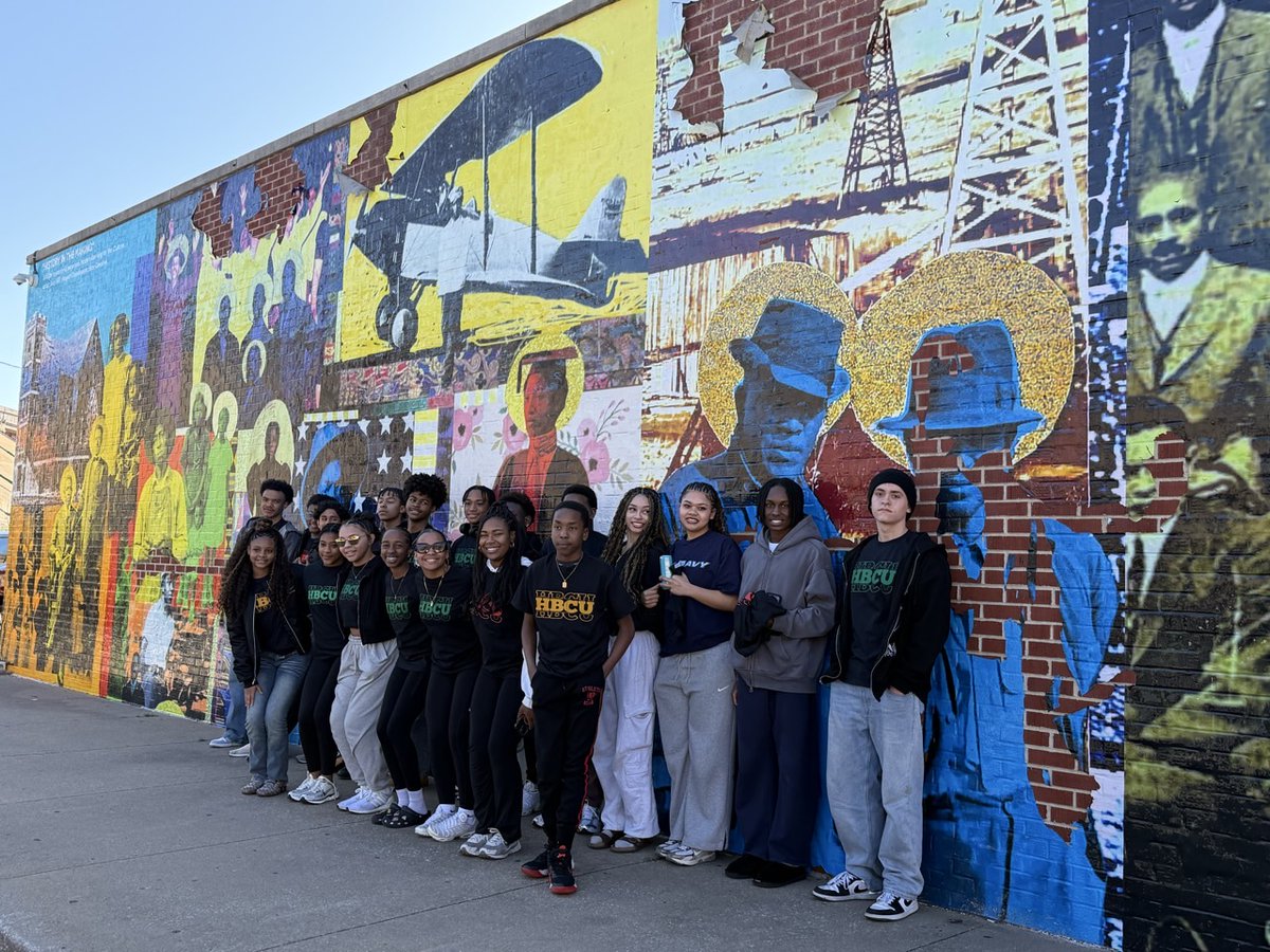 Coach D. Bell tweet media