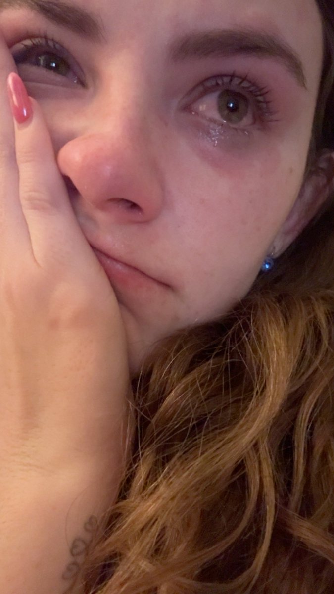 soantonovich's tweet photo. la AMÉ (hopeless romantic 4everrrr) pero ni es de llorar, intérnenme https://t.co/0PCaNZVVEb