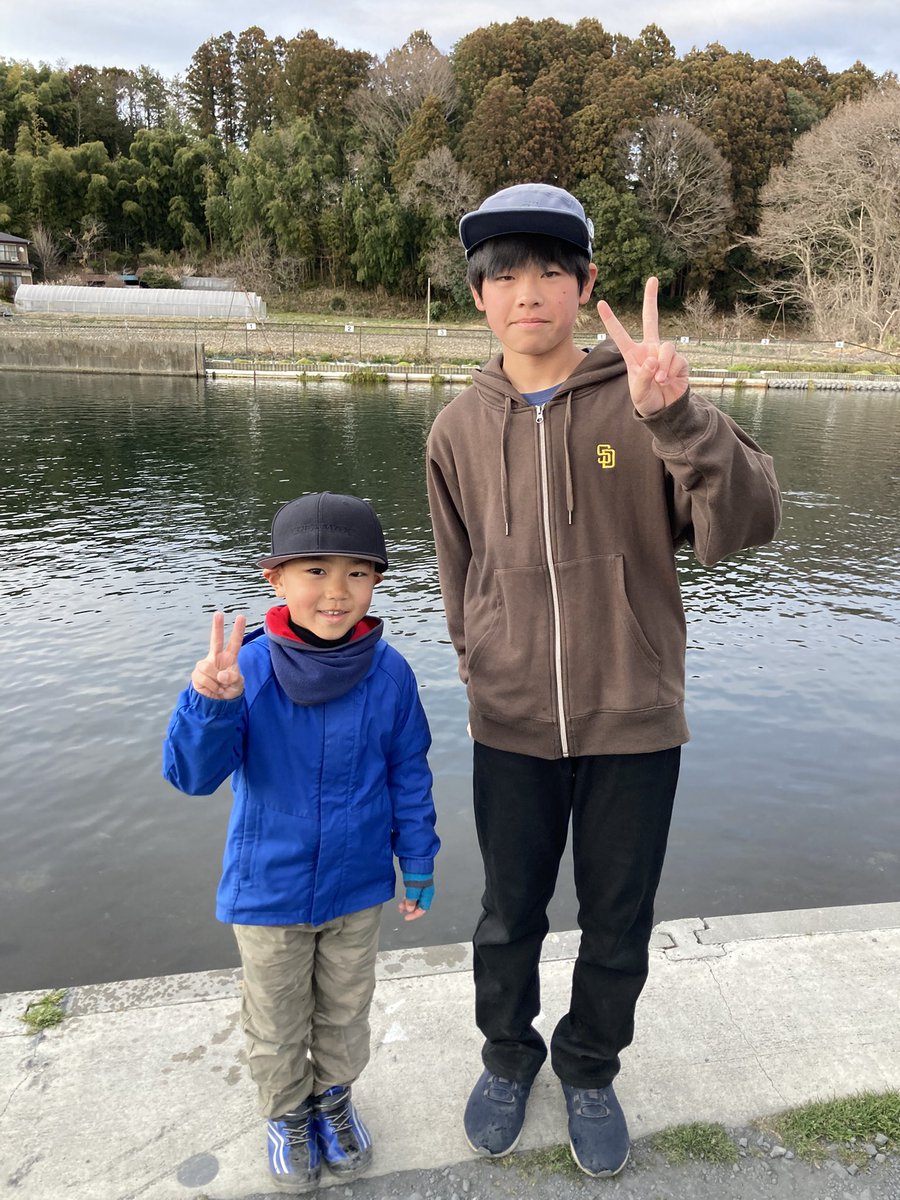 litta.to.10chan tweet media