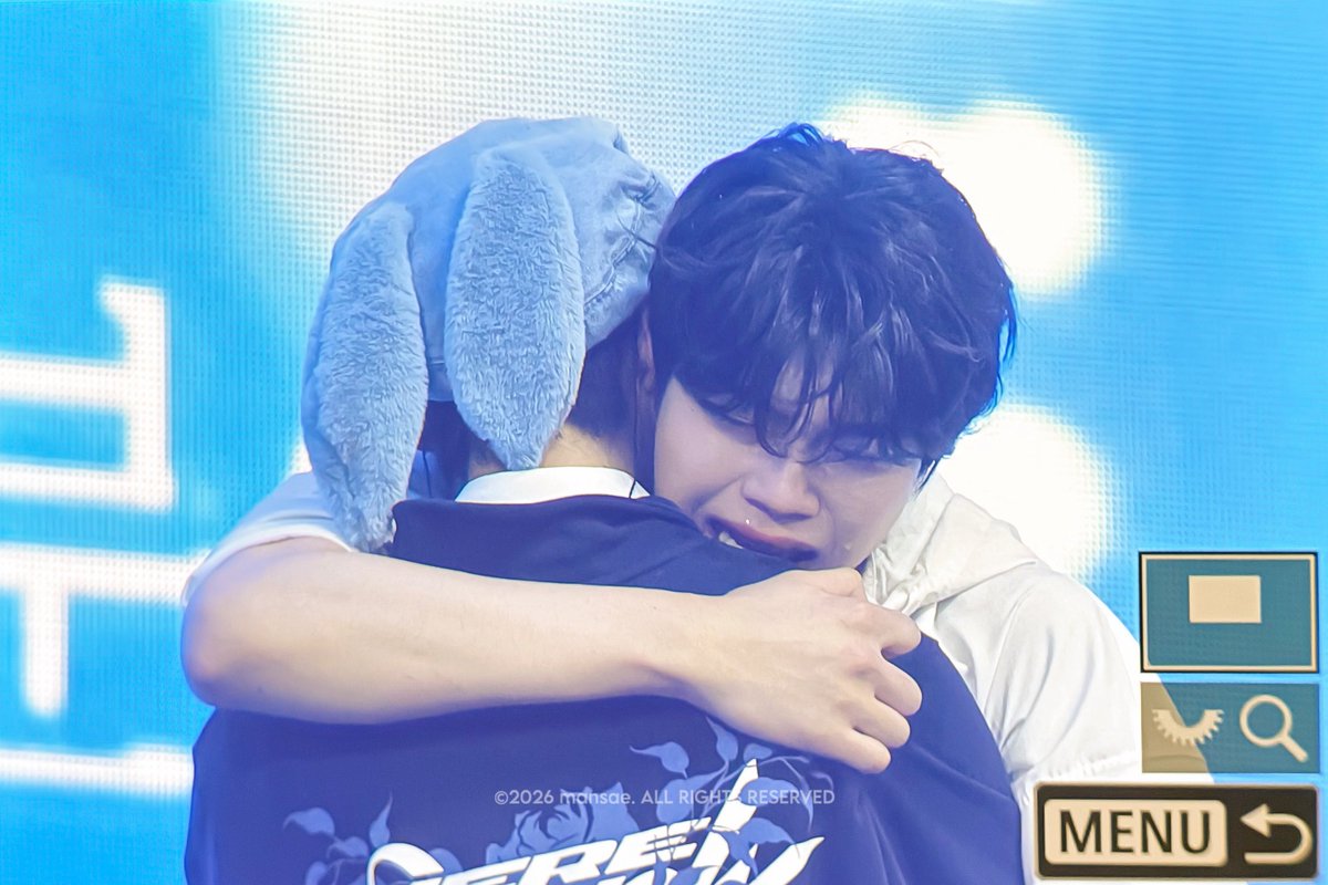 𝘮𝘢𝘯𝘴𝘢𝘦 tweet media