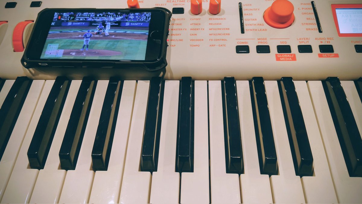 fesfem_m_jun's tweet photo. 今日のスタジオはこんな感じで応援してたけど・・残念でした。 https://t.co/AxTUUSYqBh
