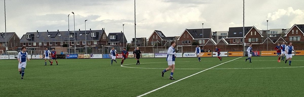v.v. Moerkapelle 1 gelijkwaardig aan CVC Reeuwijk 1 en pakt een punt in de uitwedstrijd dlvr.it/TRVjWT #vvmoerkapelle