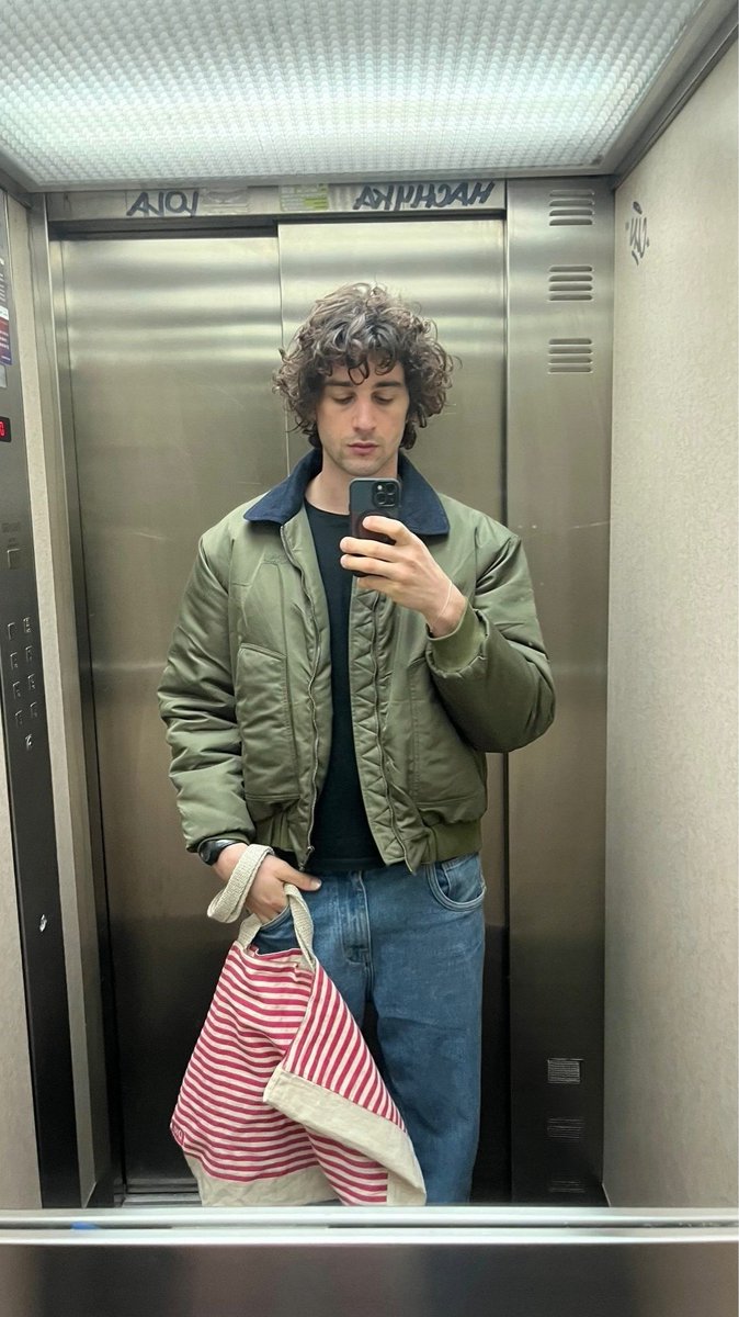 Look at this gorgeous man 🫠😍

#agustindellacorte