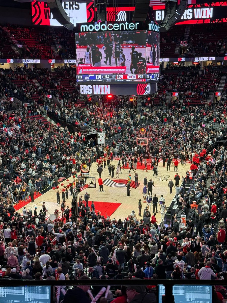 Congresswoman Maxine Dexter tweet media