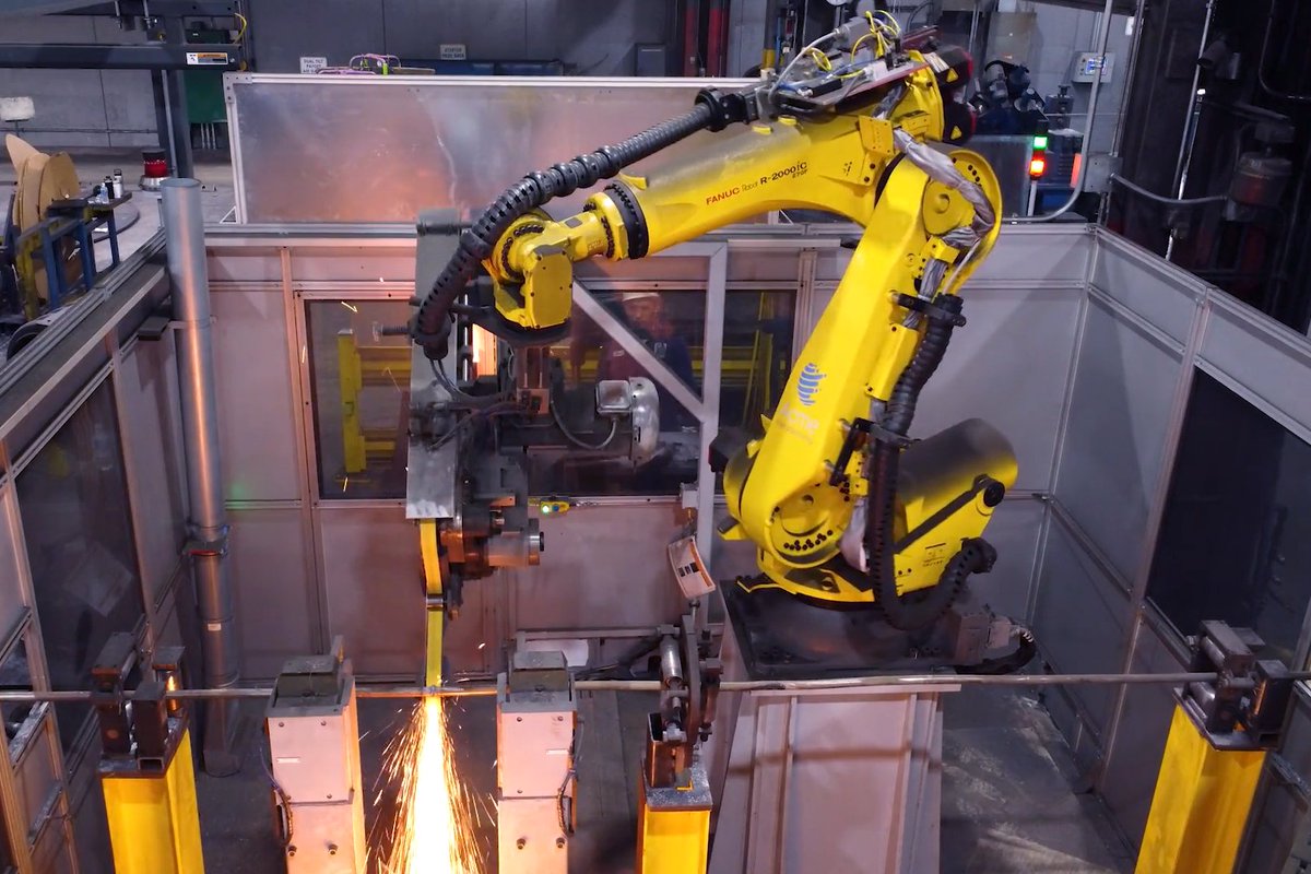FANUCAmerica's tweet image. To improve safety🦺 and consistency, Charter Wire implemented #robotic #weld #grinding💥 #automation within its cold rolling operation.

READ MORE: Robotic Metal #Finishing Solution Automates a Challenging Manual Task via @FabMetalMag⬇️
🔗bit.ly/4lu7M3m