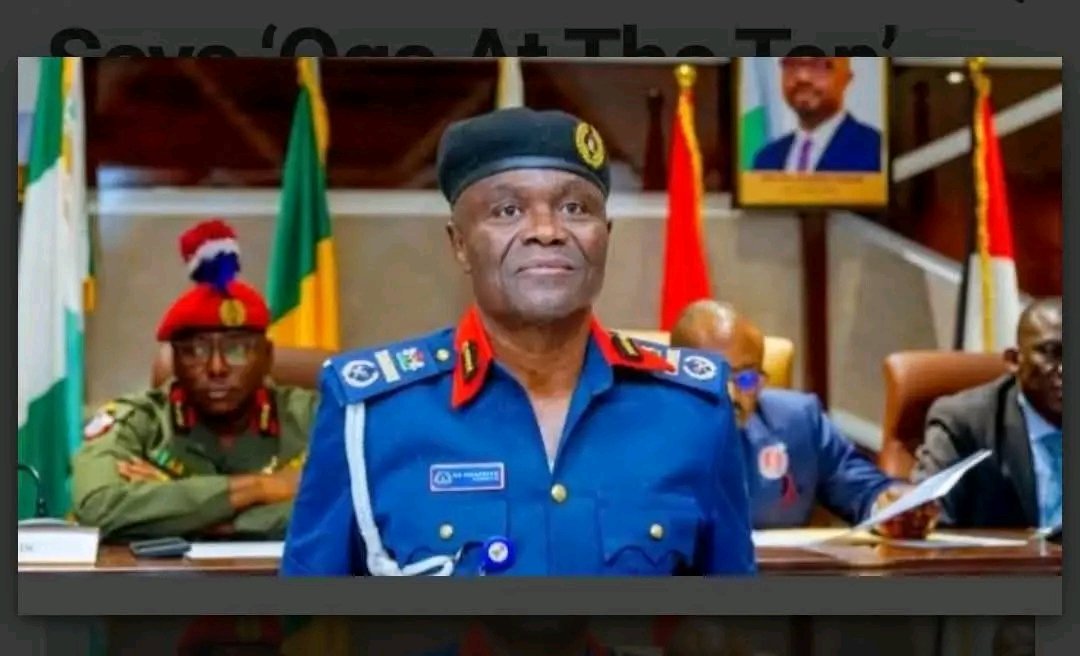 Where is Shem Obafieye, the NSCDC official that brought so much laughter to Nigerians in 2013 with his Oga at the top gaffe?

Well after the incidence he was given one month leave and later transferred to Oyo state command and asked to lie low. Most people thought his career was