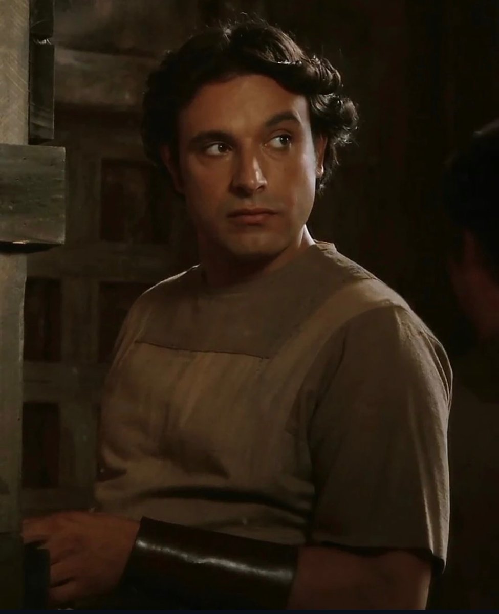 Kaamelott officiel tweet media