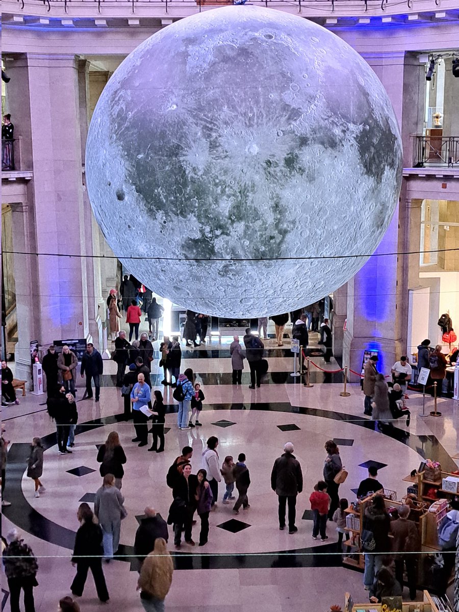 Robert J Lloyd THE HUNT & HOOKE NOVELS tweet media