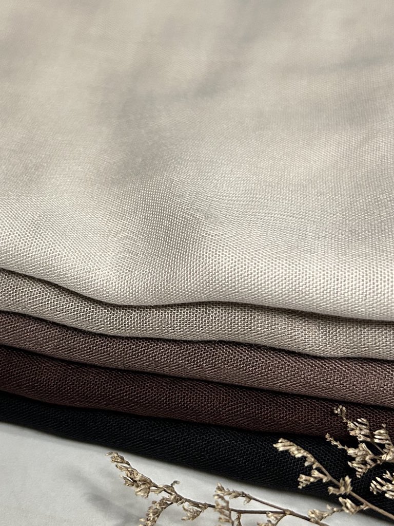 CEOLagoonaGroup's tweet photo. @snddys di tokoku masih ada warna vanilla kak, paling atas https://t.co/NxPszfwcyp