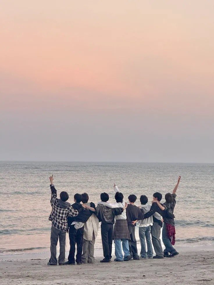 sheistiara224's tweet photo. @PopBase sometimes the hardest part isn’t saying goodbye,
it’s accepting that things will never be the same again.
thank you for the memories, my dearest zerobaseone. https://t.co/XCq6p9QIJ2