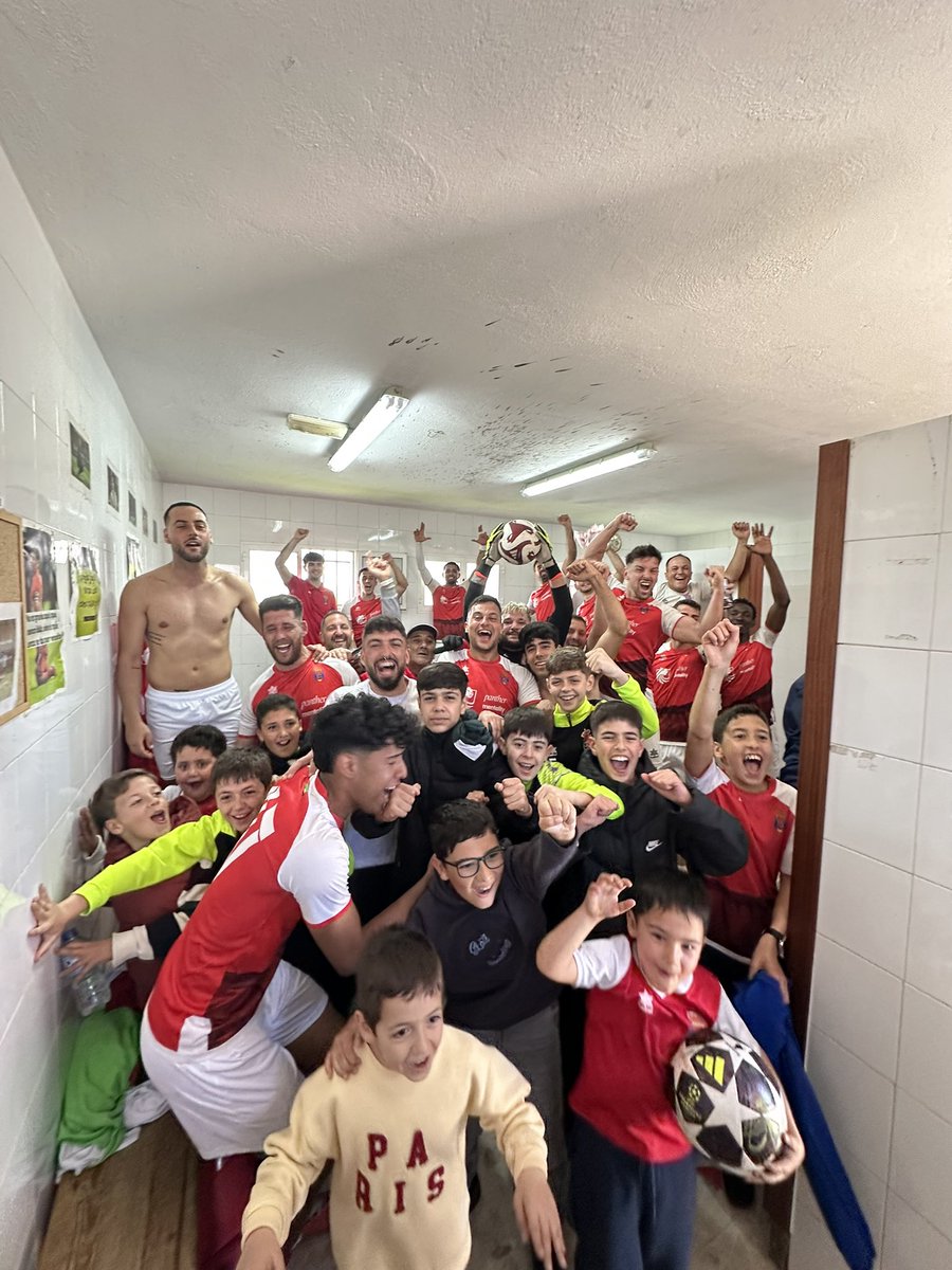 ESTAMOS MÁS VIVOS QUE NUNCA 

+ 3️⃣🏡