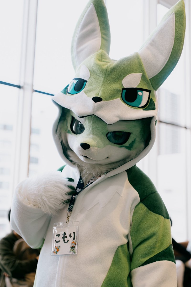 こもり tweet media