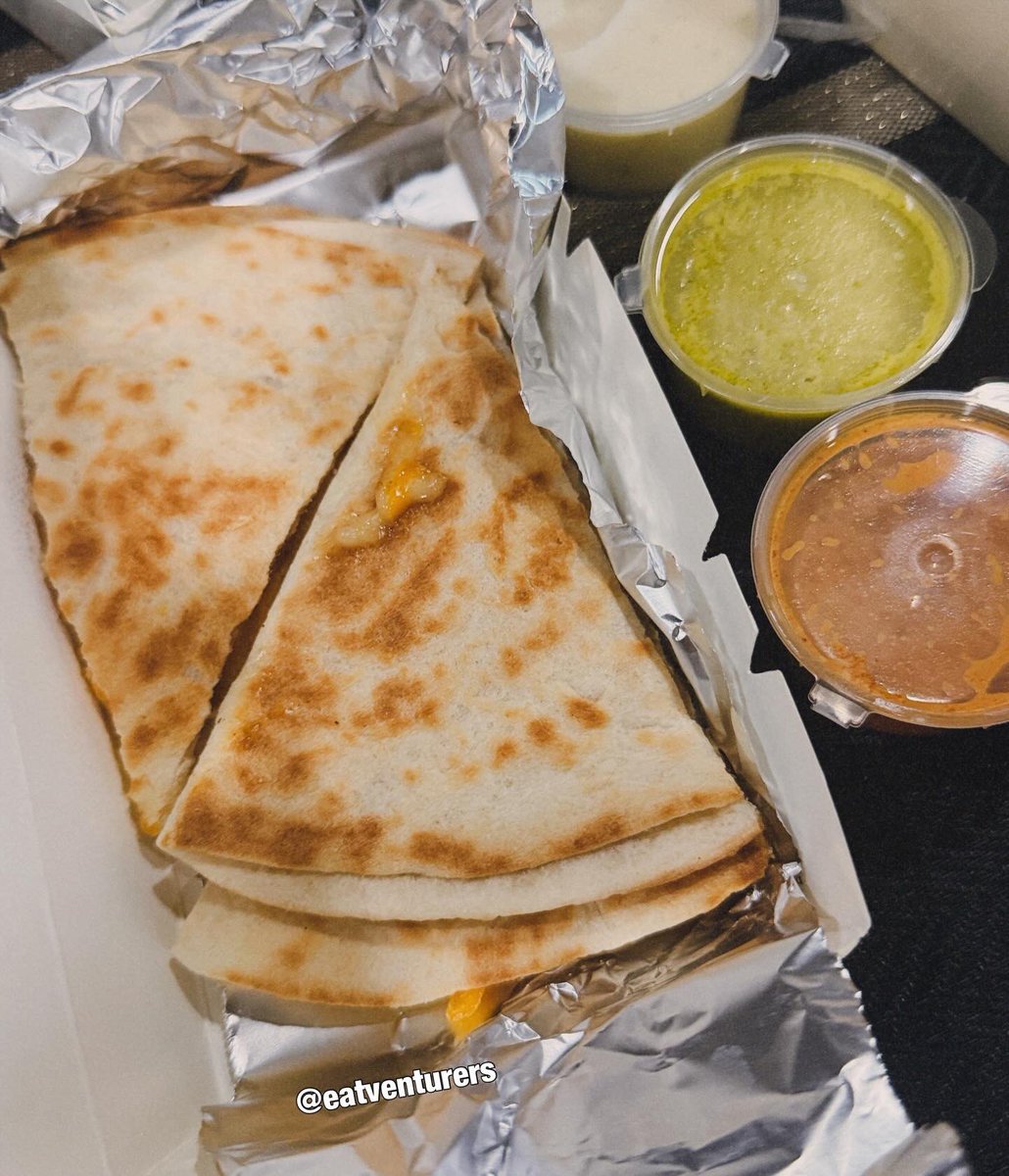 The Eatventurers tweet media