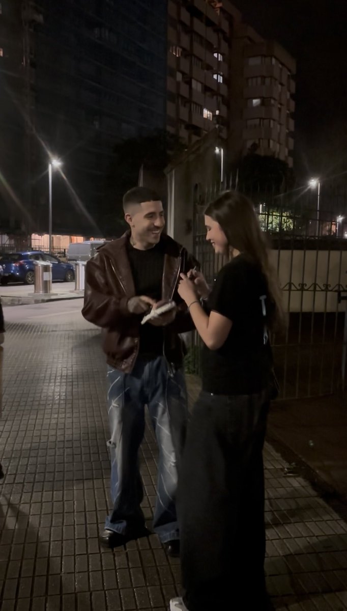 lisaaflin_ tweet media