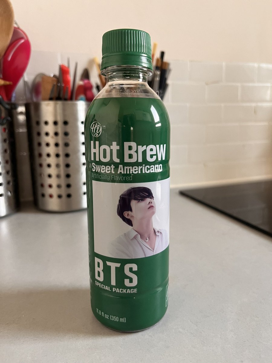 On est d’accord que je l’ai acheté uniquement pour Jk, parce que l’amatrice de café que je suis en prends un coup là quand même 😝🤣