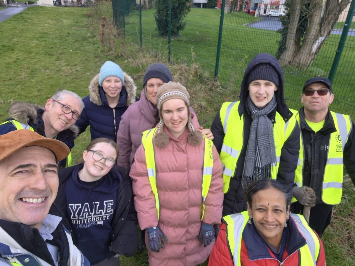 Aontú Cllr Gerard Sheehan out helping Ongar tidy towns with tree planting recently.

#aontú