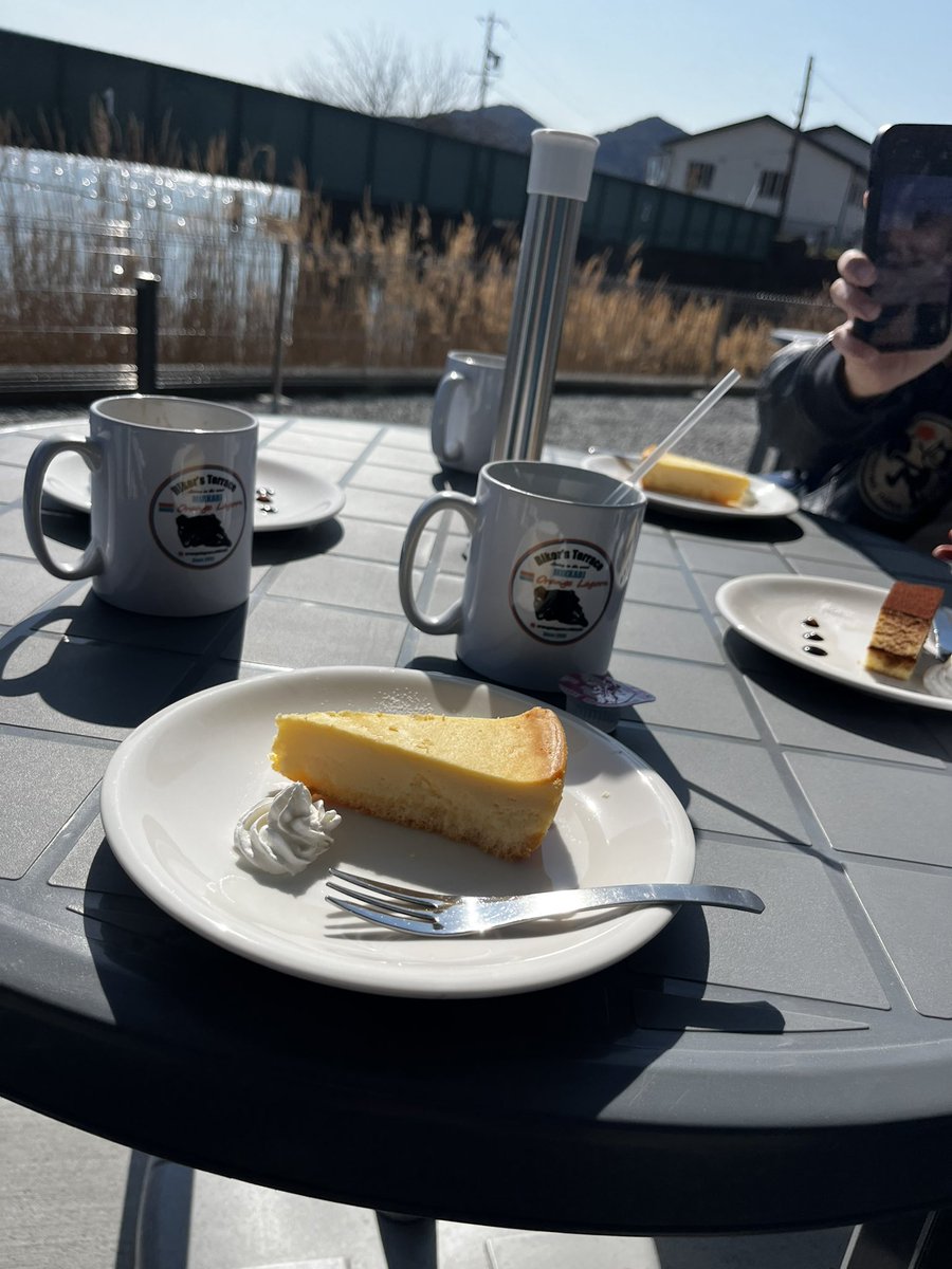 pomdemtem's tweet photo. 今日は峠→カフェ→峠→昼飯→峠→カフェ→峠の峠ざんまいだった
CP3たのしいね https://t.co/9gJHlrcZVZ