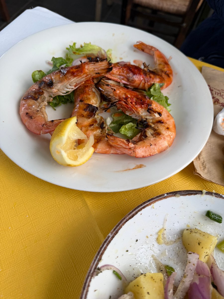 salonika___'s tweet image. Κάτι ελαφρύ στα γρήγορα ,αφού λόγο #flyover είναι αδύνατη η μετακίνηση στην πόλη . Συγχαρητήρια στην κυβέρνηση που έκλεισε αυτό το Σ/Κ την πόλη