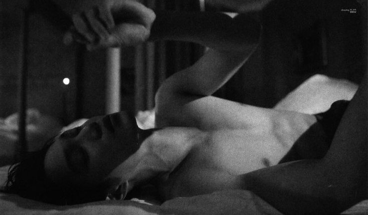 Mrs. Damian, tweet media