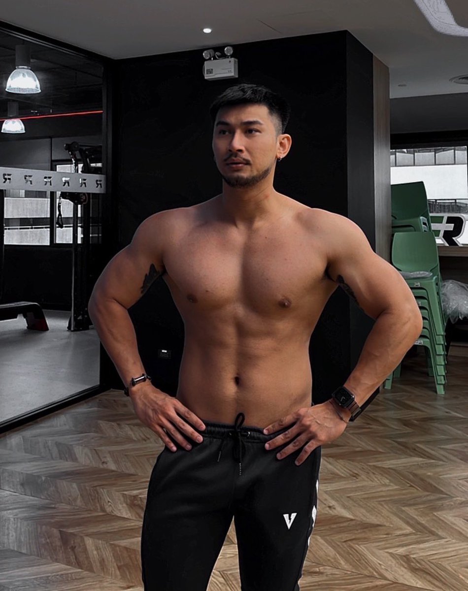 NATTIW MODELING (164K) tweet media