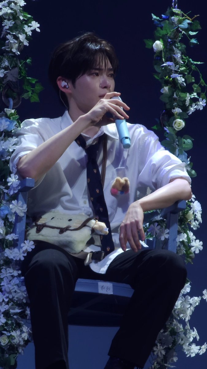 Lincon714's tweet photo. 😭😭😭😭😭😭😭😭
#성한빈 #SUNGHANBIN #ソンハンビン
#제로베이스원 #ZEROBASEONE #ZB1 https://t.co/ipEB2ZIsYc
