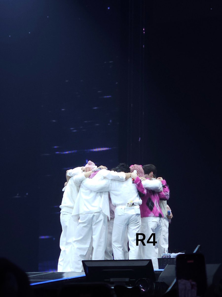Miranda10844279's tweet photo. 🏠집
_mine,yours,ours
#ZEROBASEONE https://t.co/87RYMryDaE