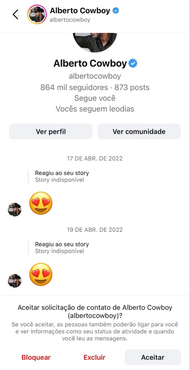 É NOJENTO o q parte da torcida do Cowboy tá fazendo em jogar a culpa de um homem de, na época, 46 anos, ficar curtindo e mandando DM para uma adolescente de 16 anos, nela.
Postar fotos de bikini é direito de qualquer pessoa, o q não dá direito de ninguém assediá-la!
#Bbb26