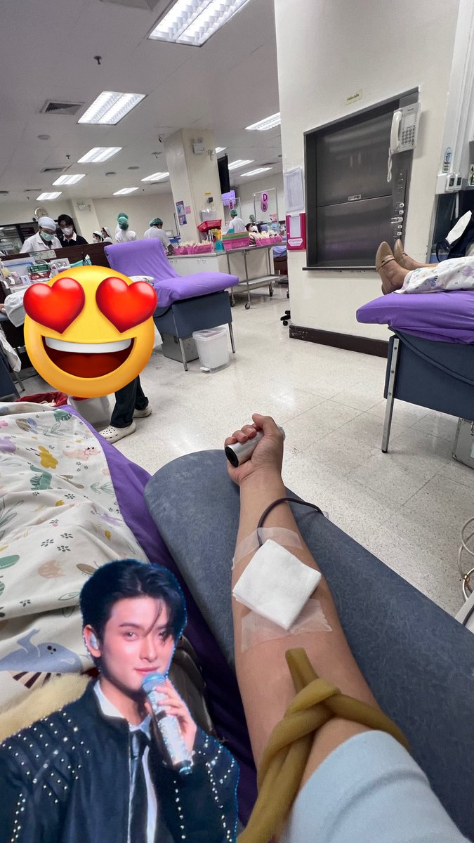 rindappao's tweet photo. birthday KP23 ปีนี้ไม่ว่างไปcafeเยย ไปบริจาค🩸เลือดแทน 😽รักขุนพลเหมือนเดิมค้าบ 
♥️♥️⭐️⭐️
#BloodDonationxKHUNPOL
#KHUNPOL https://t.co/1dUPV0YZHr