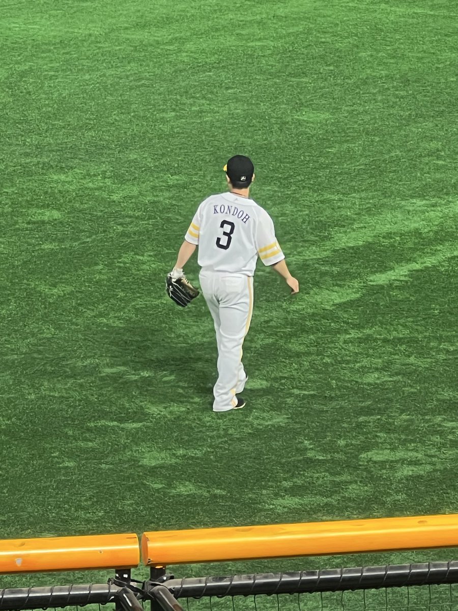 ごーたん tweet media